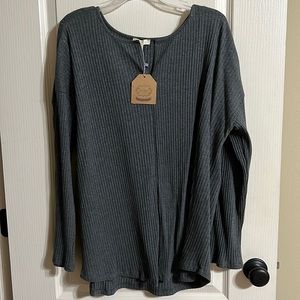 Gray sweater. Size XL. NWT.
